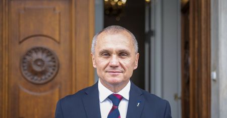 Francuski parasol nuklearny nad Polską? "Cieszy mnie postawa Macrona"