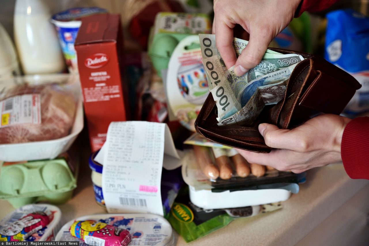 Koszyk wielkanocny droższy niż rok temu. Oto jak wzrosły ceny świątecznych produktów