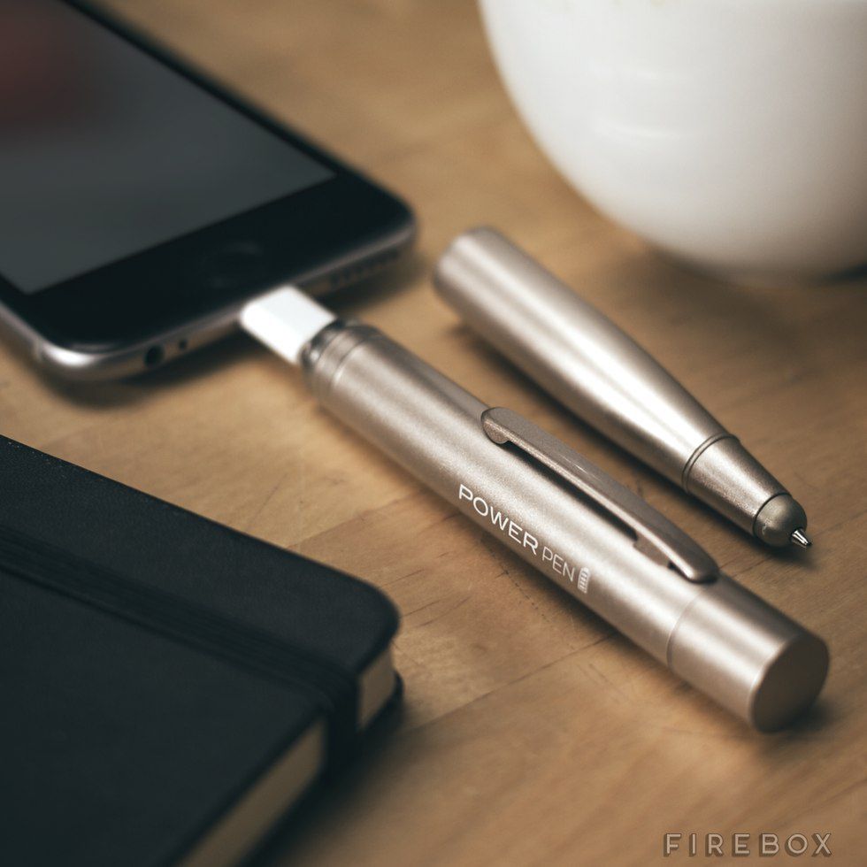 Power Pen, czyli stylowy rysik, długopis i przenośna bateria w jednym 3