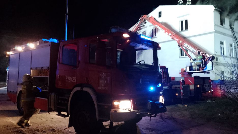 Pożar w Zduńskiej Woli. Dwie osoby nie żyją