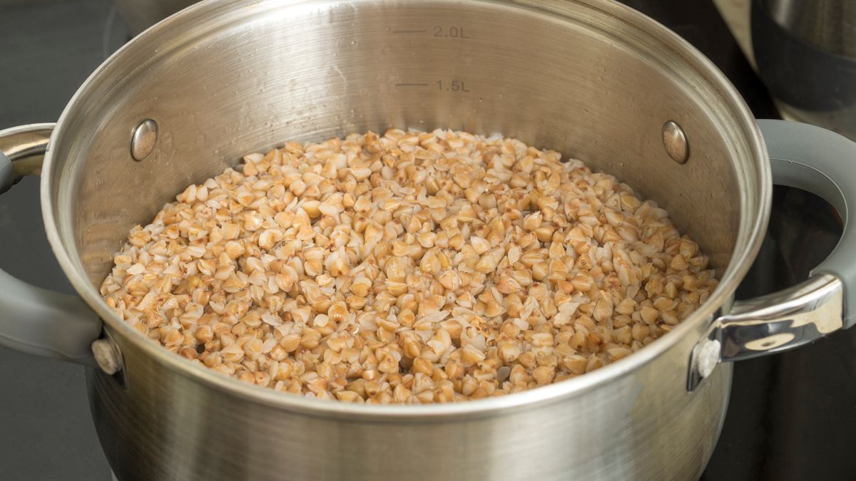 Jak ugotować kaszę gryczaną na sypko?