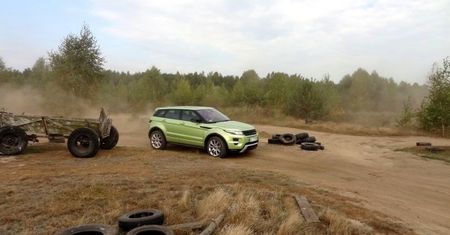 Range Rover Evoque XL za dwa lata w salonach?
