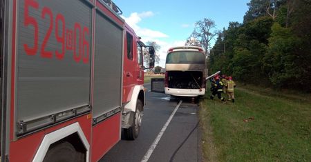 Ogień w silniku pojawił się nagle. Ewakuowano 35 osób