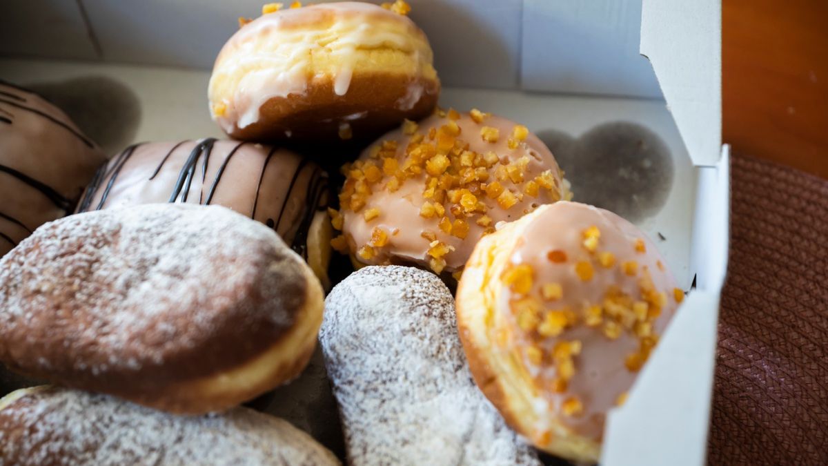 Jak wykorzystać czerstwe pączki?