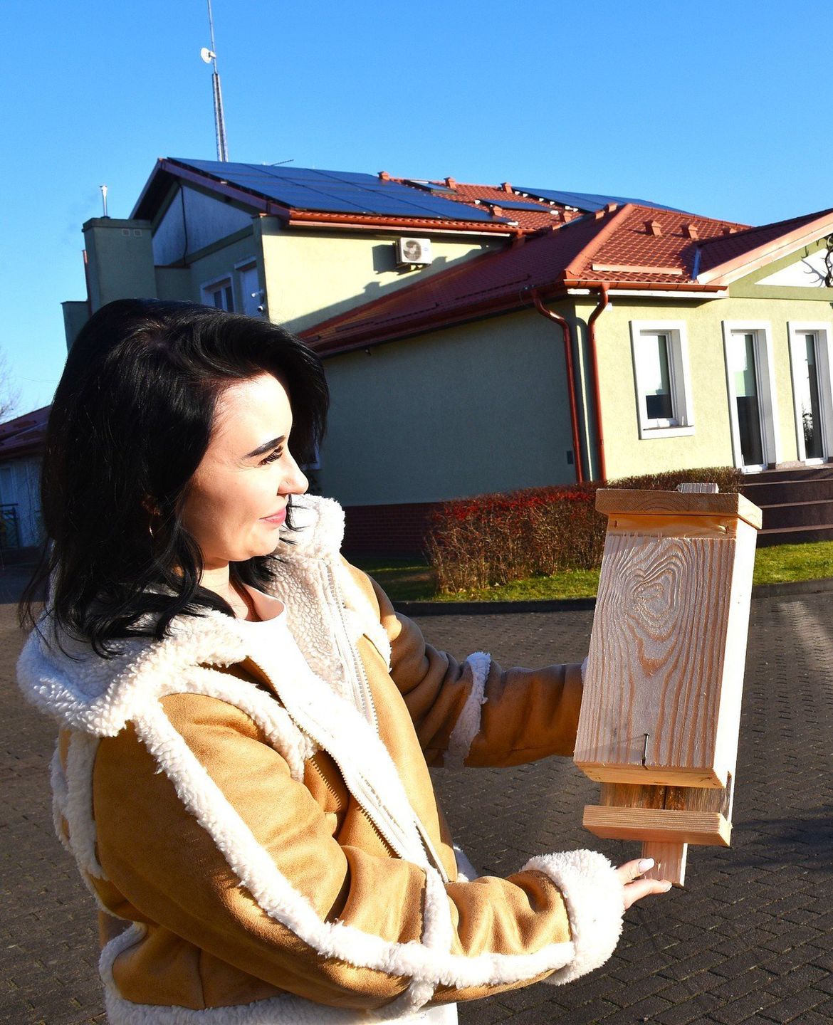 Nadleśnictwo Sławno rozwiesza budki dla nietoperzy