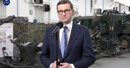 Stopnie alarmowe nadal obowiązują! Premier Morawiecki przedłużył je do...