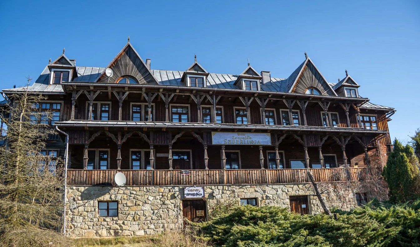 W osadzie zebrano 20 zabytkowych, drwnianych obiektów 