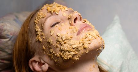 Znajdziesz w kuchennej szafce. Kosztują grosze, a maseczka z nich działa lepiej niż drogie kremy