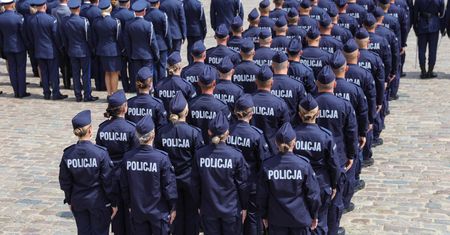 Nowe zniżki dla służb mundurowych. Gdzie zapłacą mniej?