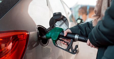 Paliwa tanieją. Dwa województwa wybijają się na tle innych