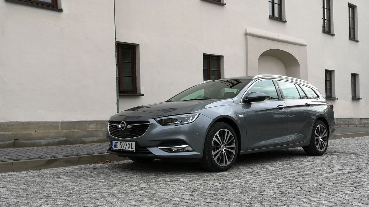 Opel Insignia Sports Tourer: System Multimedia Navi Pro, fabryczne audio i systemy wsparcia kierowcy 1