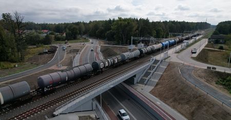 "Znaczenie szersze niż jeden przetarg". O losach Rail Baltiki zdecyduje sąd