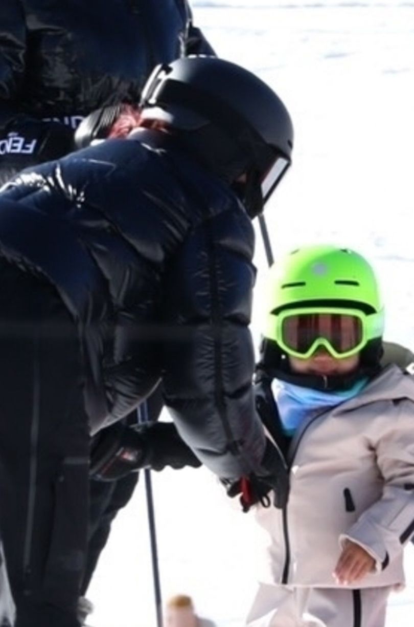 Kylie Jenner uczy Stormi jazdy na nartach podczas rodzinnego wypadu do Aspen
