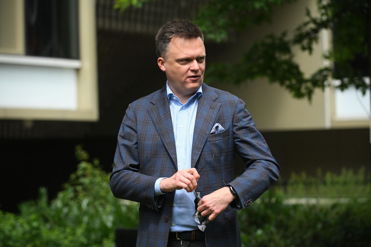 Media: Szymon Hołownia spotkał się z Adamem Bielanem