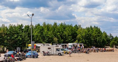 "Polska Sahara" przyciąga tłumy. W weekend przeżywała oblężenie