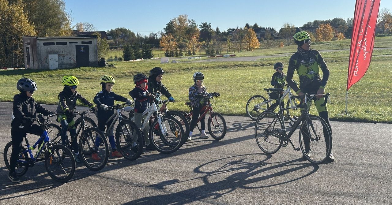 Suwałki: Cyklo Track Race. Rowerowe emocje na torze kartingowym