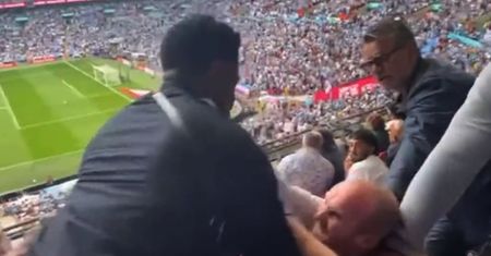 Skandal na Wembley. Ochroniarz ratował YouTubera