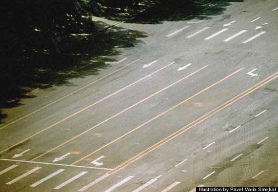 1 Czeski fotograf Pavel Maria Smejkal z historycznych zdjęć usunął ludzi. Żart? Prowokujący eksperyment na pamięci? Przekonajcie się, zapraszam do oglądania.