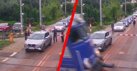 Utknęła autem na torach. Tak zachowali się kierowcy. Nagranie