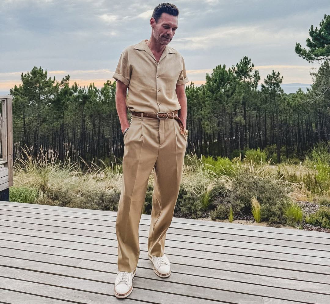 Ryan Seacrest jedzący dużo makaronu 