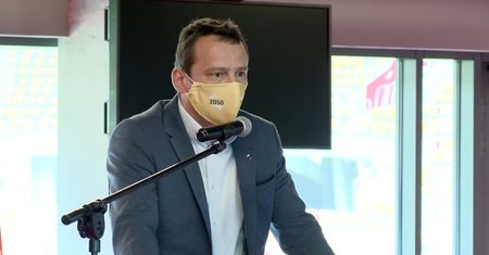Radni Białegostoku odebrali abp. Głódziowi tytuł honorowego obywatela miasta.
