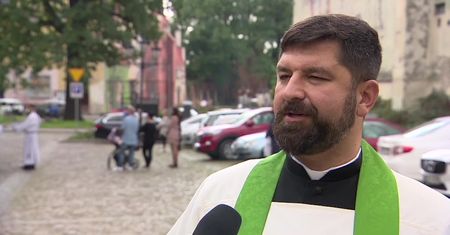 Proboszcz z Namysłowa o szczepieniach: To wyraz wzajemnej odpowiedzialności za siebie.