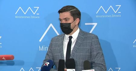 “Przykra decyzja, ale nie traktujemy tego jako porażkę”. Rzecznik Ministerstwa Zdrowia o rezygnacji członków Rady Medycznej