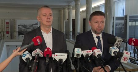 “Wiele wskazuje na to, że Kaczyńskiemu w zdobyciu władzy mogły pomóc rosyjskie służby specjalne”