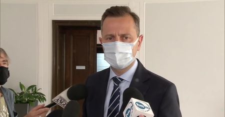 Przedstawiciele klubów i kół opozycyjnych oraz S. Tyszka z Kukiz’15 naradzali się ws. usunięcia E. Witek z funkcji marszałek sejmu