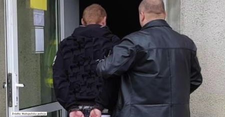 Strzelał z wiatrówki do witryn sklepowych w Wadowicach. Zatrzymano go dzięki monitoringowi