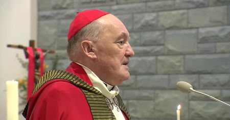 Kardynał Kazimierz Nycz apeluje do wiernych o pamięć o ludziach skrzywdzonych przez Kościół