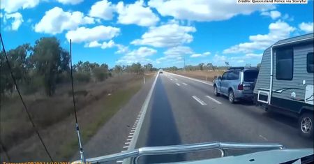 W Australii dachowało auto z przyczepą kempingową
