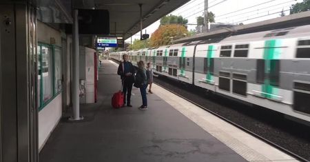 Strajk pracowników transportu publicznego w Paryżu. Zamkniętych zostało 10 linii metra