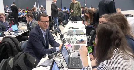 “Zrewolucjonizujecie dostęp do wody”. Premier na festiwalu programowania