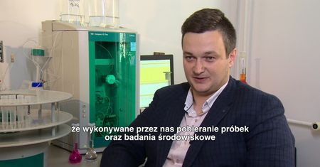 Woda na pływalniach pod czujnym okiem laboratoriów. Nad ich wiarygodnością czuwa Polskie Centrum Akredytacji