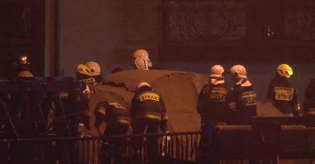 Po nocnych ulewach zamknięto most w Białym Dunajcu. Rano znów go otwarto, konstrukcja nie ucierpiała