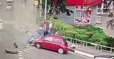 Makabryczny wypadek w Soczi. Samochód wjechał w grupę ludzi (DRASTYCZNE ZDJĘCIA)