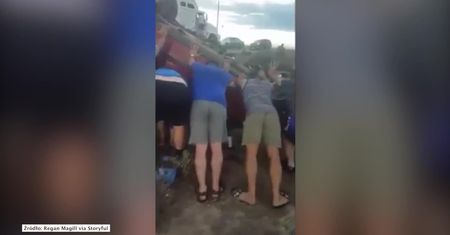 Bohaterskie zachowanie drużyny futbolowej. Pomogli ofiarom wypadku