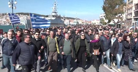 Strajk generalny na Lesbos. Grecy sprzeciwiają się budowie nowych obozów dla uchodźców