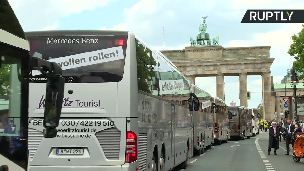 Protest pracowników branży turystycznej w Berlinie. Autokary blokowały centrum miasta