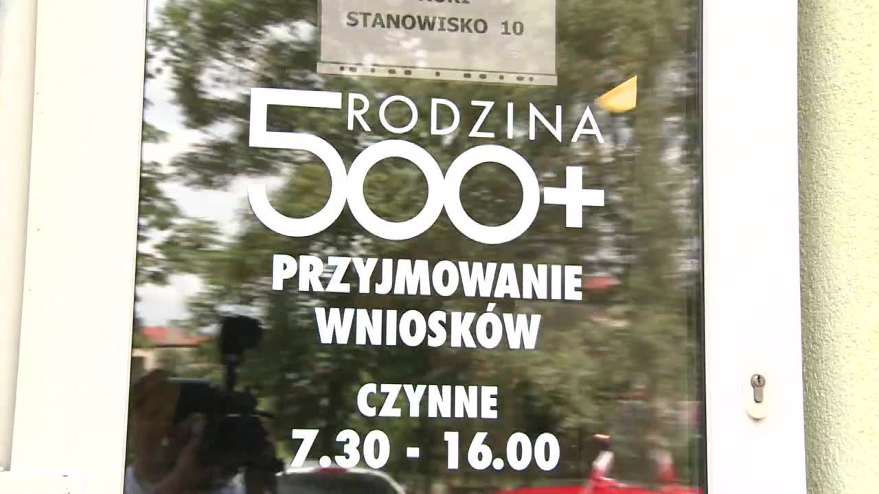 103 tys. kobiet zrezygnowało z pracy przez program Rodzina 500+