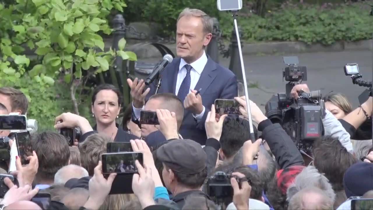 “Będzie pan kandydował na prezydenta?”. D. Tusk: przecież to jest za 200 lat