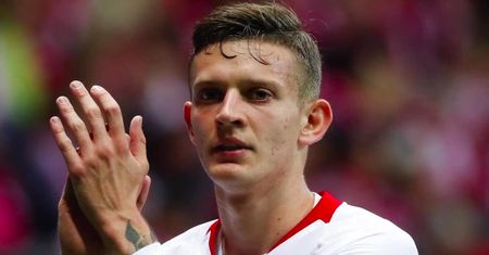Rosyjskie media: piłkarz reprezentacji Polski zakażony koronawirusem