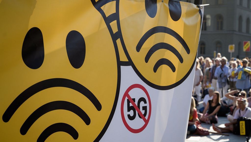 5G w ogniu krytyki. Protest Szwajcarów przeciwko wprowadzeniu sieci piątej generacji