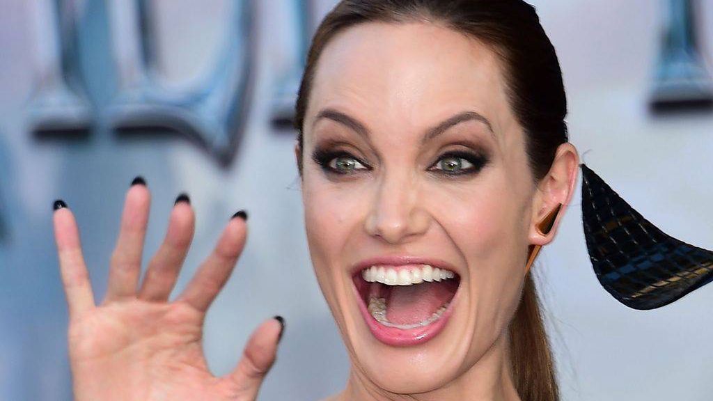 May 28, 2014 Hollywood, Ca.
"Maleficent" World Premiere held at the El Capitan Theatre
© Tammie Arroyo/AFF-USA.com