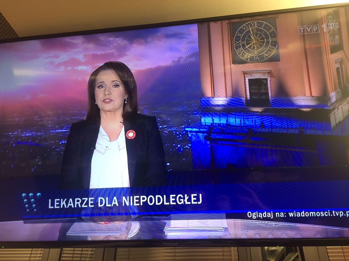 "Wiadomości” TVP o 100. rocznicy odzyskania niepodległości. Pokazano Donalda Tuska
