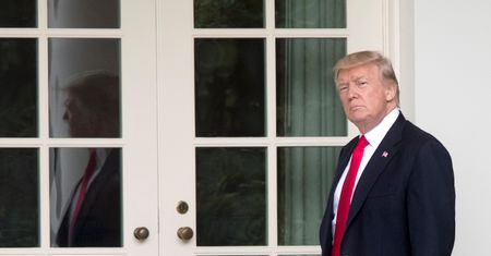 "Jest jednym z autorów przecieków". Adwokat Trumpa o byłym szefie FBI