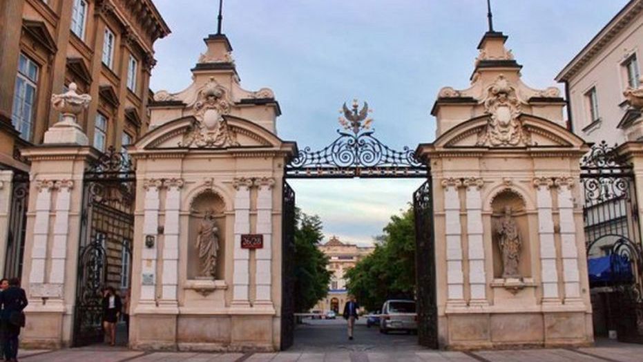 UW i UJ od lat rywalizują o miano najlepszej polskiej uczelni 