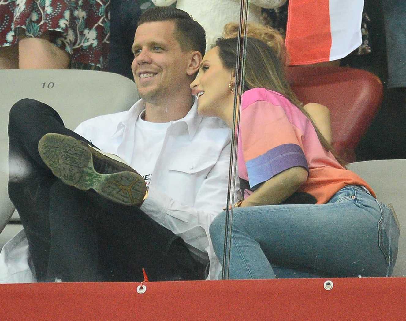 Marina i Wojciech Szczęsny na meczu Polska – Izrael przed Euro 2020