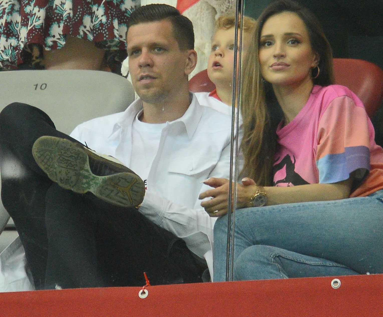 Marina i Wojciech Szczęsny na meczu Polska – Izrael przed Euro 2020